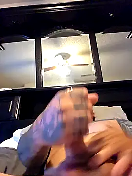 Kwillie online show from 04-13-26, 02:37