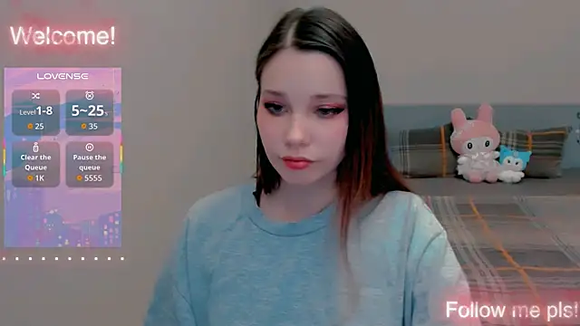 Kitten Alissa online show from 04-28-26, 07:07
