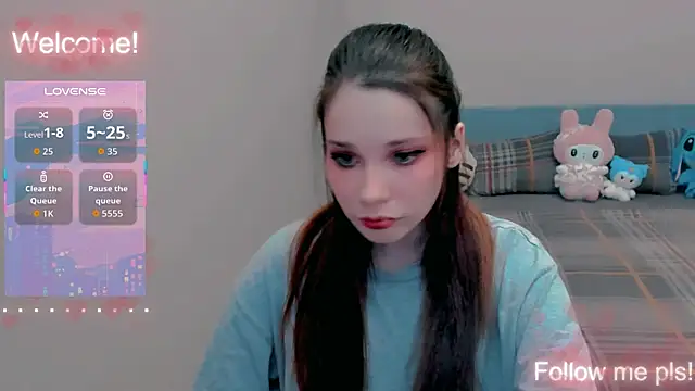 Kitten Alissa online show from 04-29-26, 07:31