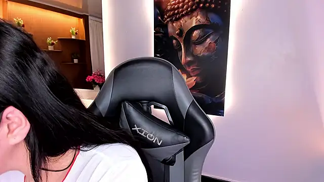 jasmincollin  online show from 04-08-26, 02:46