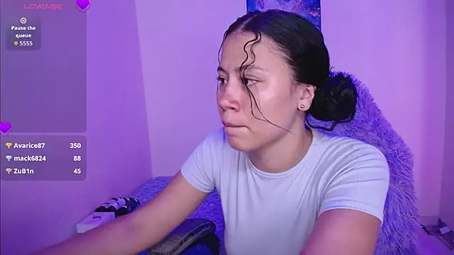 Snapshot of Sofia_candy19 chatting on 09-14-25, 07:03 Sofia candy19 online show from 09-14-25, 07:03