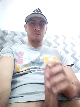 Snapshot of ZabdielDiego chatting on 10-16-25, 05:32 ZabdielDiego online show from 10-16-25, 05:32