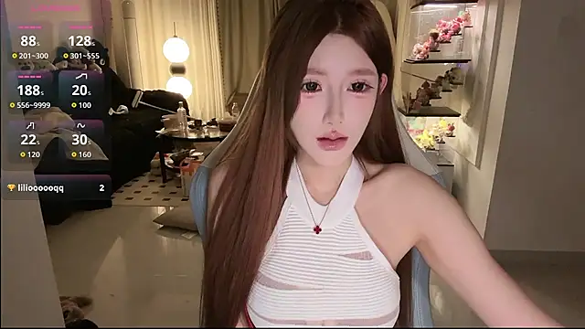 Xiaoxue L online show from 04-14-26, 06:57