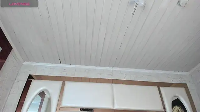 Ely09  online show from 02-18-26, 02:02