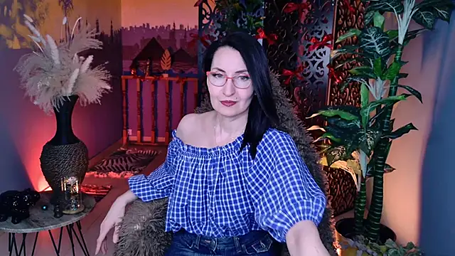 Snapshot of UnaTerra chatting on 03-01-26, 09:31 UnaTerra online show from 03-01-26, 09:31