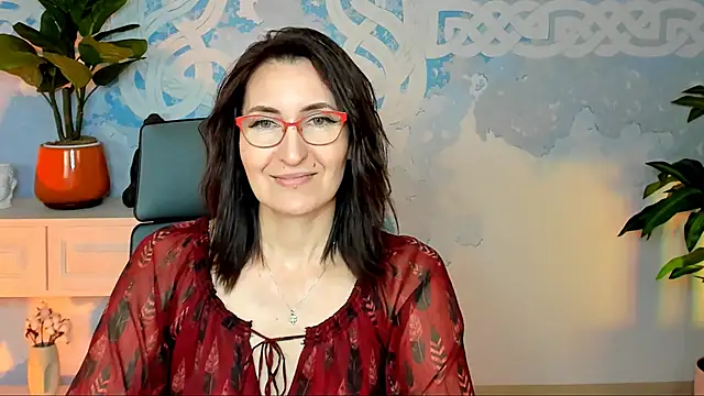 UnaTerra online show from 10-18-25, 05:31