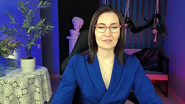 UnaTerra online show from 10-24-25, 05:28