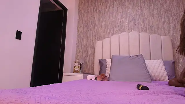 sofi hils online show from 12-02-25, 11:56