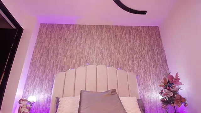 sofi hils online show from 11-28-25, 11:54