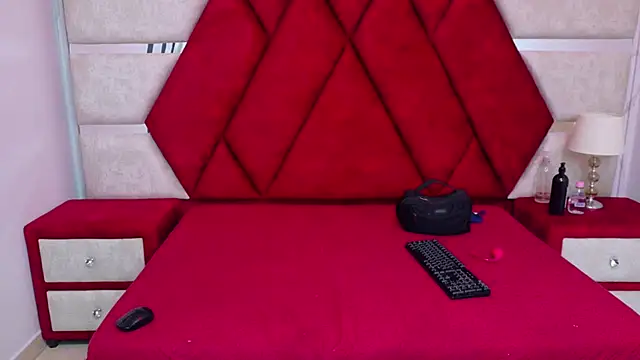 Kity spiderr online show from 10-17-25, 12:18