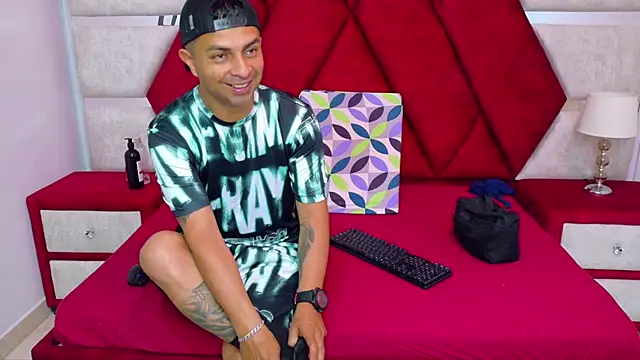 Kity spiderr online show from 10-13-25, 12:18