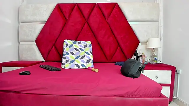 Kity spiderr online show from 06-19-26, 12:22