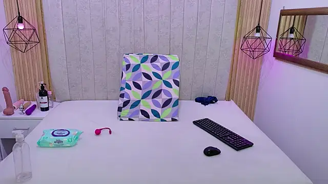 Kity spiderr online show from 11-06-25, 12:53