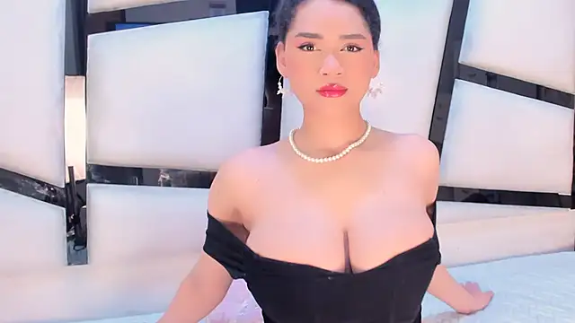 Snapshot of Lilithadams1 chatting on 10-05-25, 01:02 Lilithadams1 online show from 10-05-25, 01:02