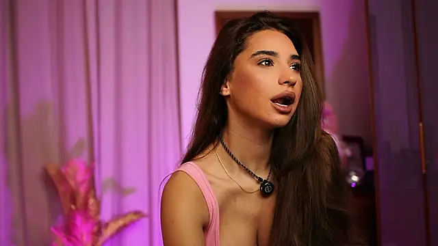 ItalianGirl online show from 02-10-26, 07:57