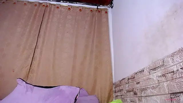 Snapshot of Bicky_24 chatting on 07-15-26, 08:43 Bicky 24 online show from 07-15-26, 08:43