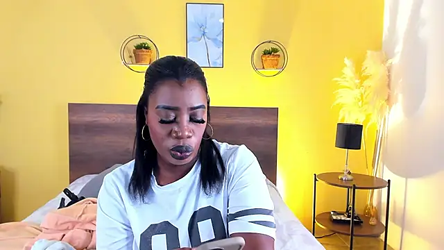 ViolettGomez 93 online show from 09-28-25, 04:19