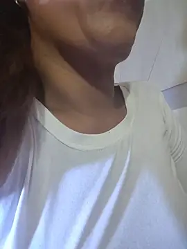 Kristal Bronw Lawren online show from 11-25-25, 02:06