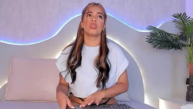 CannelaSmith online show from 02-05-26, 05:09