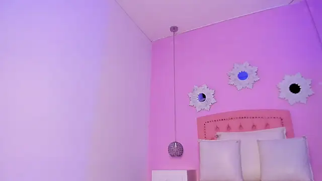 CannelaSmith online show from 12-18-25, 07:29