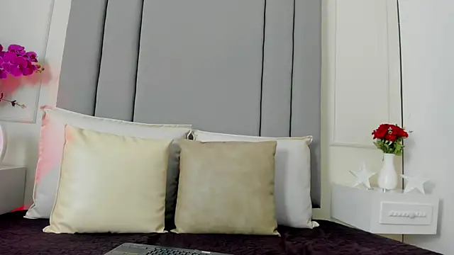CannelaSmith online show from 07-09-26, 01:54