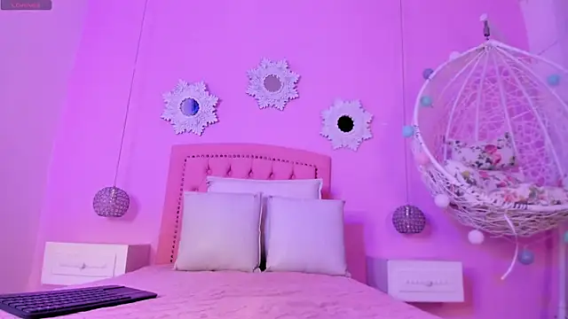 CannelaSmith online show from 01-06-26, 05:17