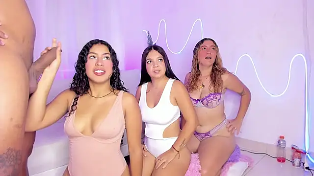 Nathalia Fantasy online show from 10-19-25, 03:37
