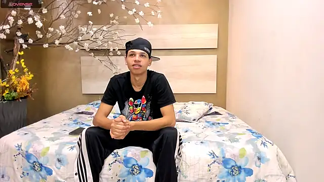 Mycandyfor You online show from 09-22-25, 06:03