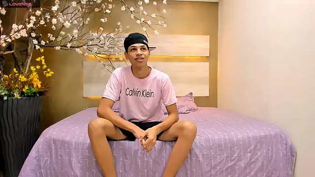 Mycandyfor You online show from 09-20-25, 05:29