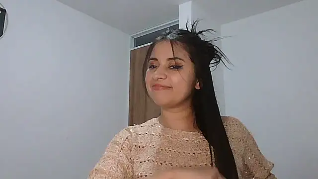 ValerieLove  online show from 01-07-26, 10:48