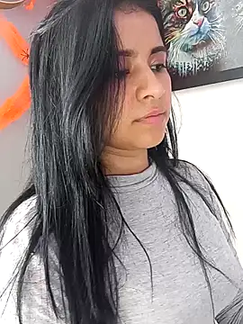 ValerieLove  online show from 10-27-25, 07:37