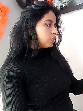 ValerieLove  online show from 10-29-25, 07:35