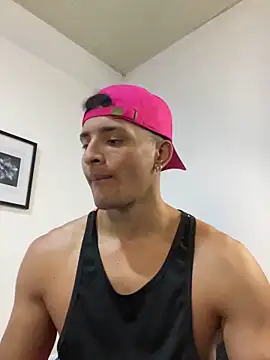 Snapshot of Smith_Fitness chatting on 05-01-26, 03:17 Smith Fitness online show from 05-01-26, 03:17