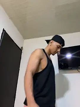 Snapshot of Smith_Fitness chatting on 05-12-26, 01:17 Smith Fitness online show from 05-12-26, 01:17