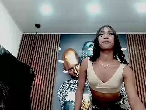 Penelopee Rouse online show from 03-24-26, 03:06