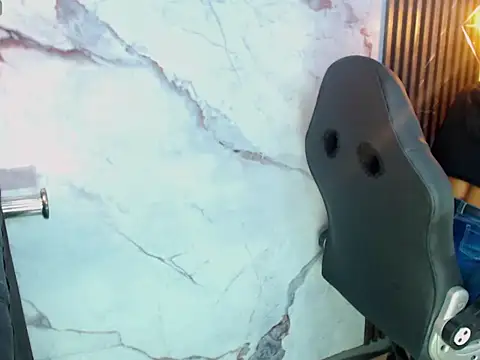 Penelopee Rouse online show from 03-25-26, 07:35