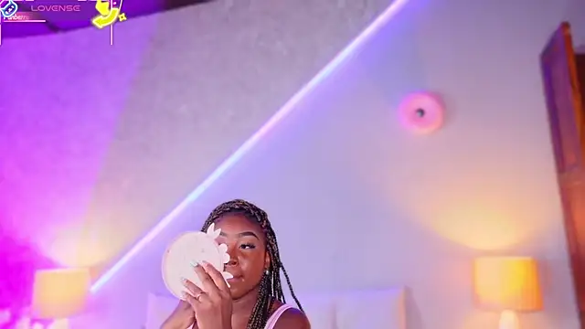 Snapshot of Kishalove_ chatting on 05-16-26, 10:36 Kishalove online show from 05-16-26, 10:36