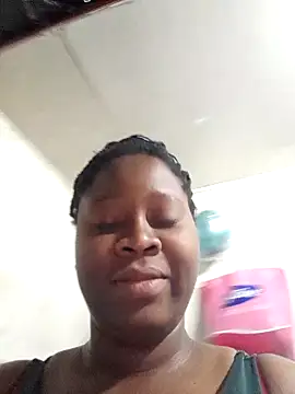 Snapshot of Megan_boobss chatting on 10-28-25, 11:25 Megan boobss online show from 10-28-25, 11:25