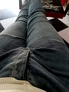 anis3g4 online show from 10-07-25, 11:55