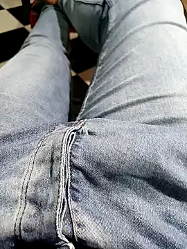 anis3g4 online show from 10-06-25, 07:03