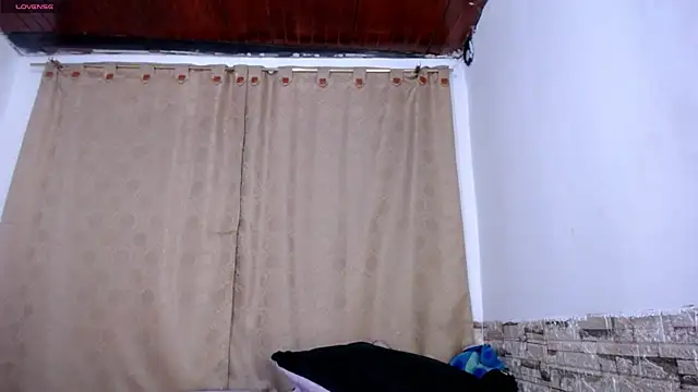 DaraKat18 online show from 04-01-26, 10:28