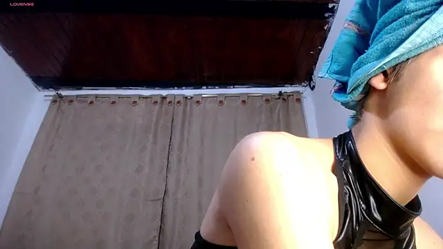 DaraKat18 online show from 04-04-26, 10:27