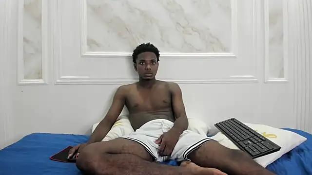 Snapshot of Amare_25 chatting on 09-15-25, 07:58 Amare 25 online show from 09-15-25, 07:58