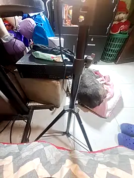 anythompsom online show from 11-10-25, 11:21