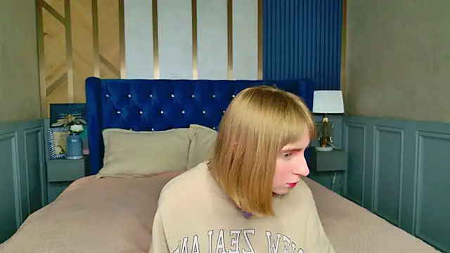 Snapshot of Beverly_Gomes chatting on 02-15-26, 05:19 Beverly Gomes online show from 02-15-26, 05:19