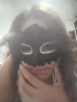 Snapshot of LOCA_GIRL chatting on 09-10-25, 07:13 LOCA GIRL online show from 09-10-25, 07:13