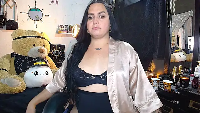 Snapshot of GoddessFabiola chatting on 05-27-26, 12:12 GoddessFabiola online show from 05-27-26, 12:12