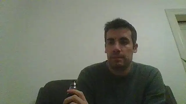 JulioIsHere4you online show from 11-29-25, 12:11