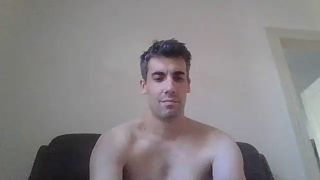 Snapshot of JulioIsHere4you chatting on 09-27-25, 02:01 JulioIsHere4you online show from 09-27-25, 02:01
