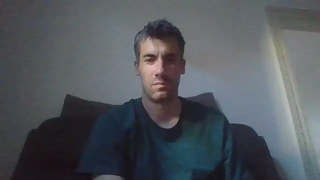 JulioIsHere4you online show from 05-23-26, 04:44